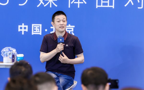 AG真人中国官网登录入口 对话蔚来李斌：保握克制，造车不盲目堆尺寸、堆分量
