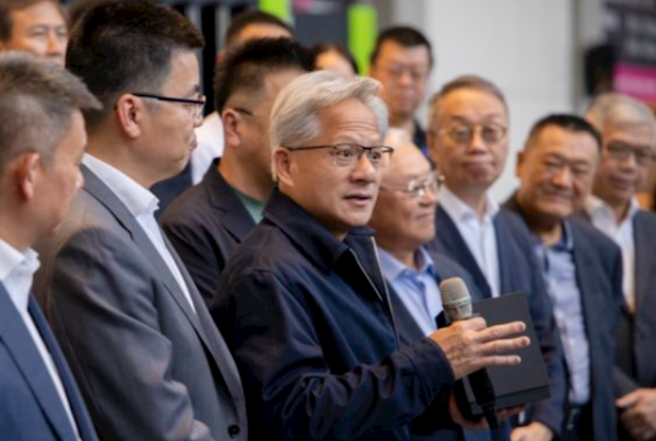 AG真人中国官网登录入口 黄仁勋谈年青东说念主休闲：你不会被AI取代 但会被一种东说念主替代
