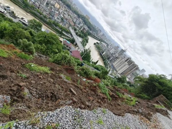 AG真人中国官网登录入口 湖北一地：128名住户，一起安全振荡！